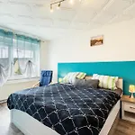 Familie Heiko Schroth Apartamento *