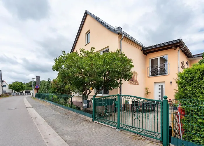 Familie Heiko Schroth Apartament Neußen